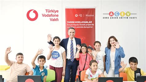 V­o­d­a­f­o­n­e­ ­V­a­k­f­ı­ ­b­i­r­ ­y­ı­l­d­a­ ­4­ ­b­i­n­ ­5­0­0­ ­ç­o­c­u­k­ ­e­ğ­i­t­e­c­e­k­